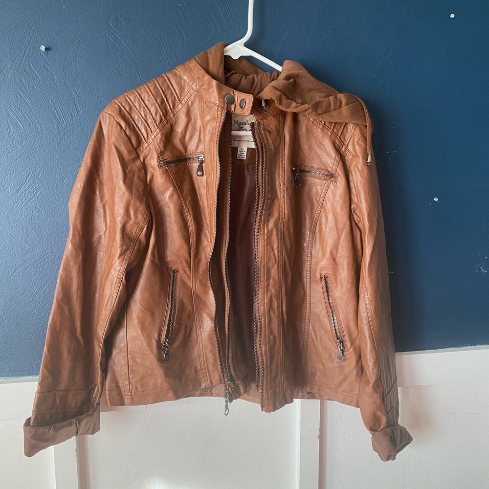 Women’s jacket - Picture 3 of 3
